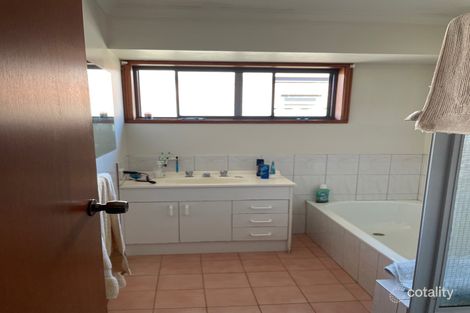 Property photo of 2/13 Dunkirk Avenue Shepparton VIC 3630