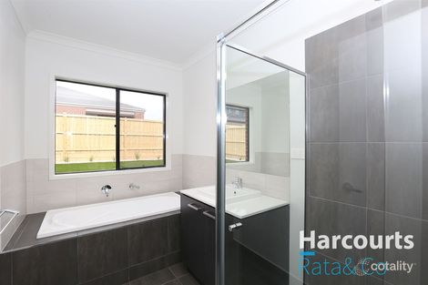 Property photo of 5 Carmichael Drive Wollert VIC 3750