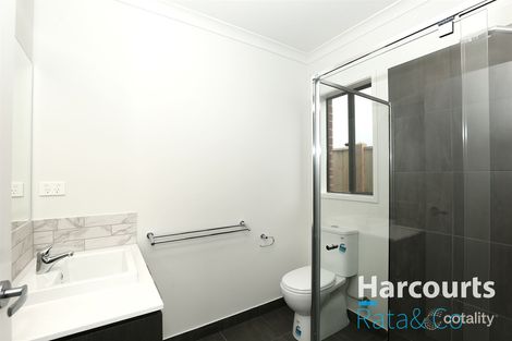 Property photo of 5 Carmichael Drive Wollert VIC 3750
