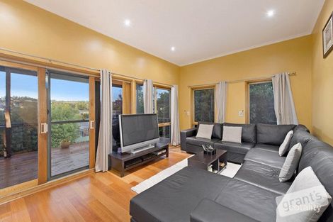 Property photo of 30 Telford Drive Berwick VIC 3806