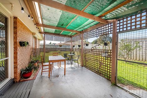 Property photo of 5 Hedley Place Hampton Park VIC 3976