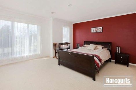 Property photo of 15 Magnolia Drive Narre Warren South VIC 3805