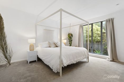Property photo of 2/374 Dandenong Road Caulfield North VIC 3161