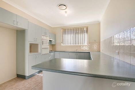 Property photo of 18 St Helens Close West Hoxton NSW 2171