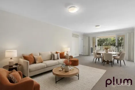 Property photo of 17/38 Vincent Street Indooroopilly QLD 4068