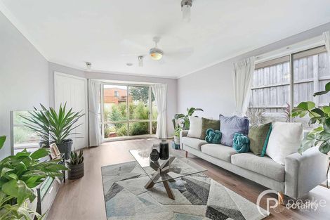 Property photo of 1 Wallangara Drive Pakenham VIC 3810