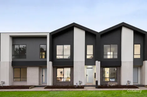 6 Molloy Walk, Woodstock, VIC 3751