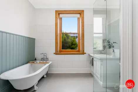 Property photo of 154 Eaglehawk Road Long Gully VIC 3550