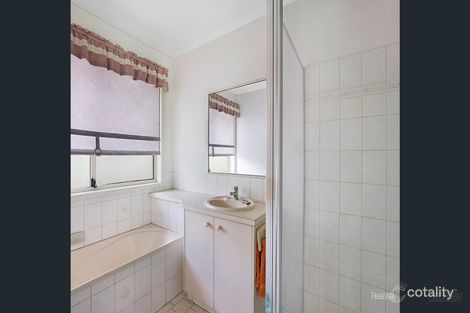Property photo of 9 Dandelion Drive Middle Ridge QLD 4350