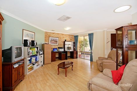 Property photo of 11 Lapwing Road Coodanup WA 6210