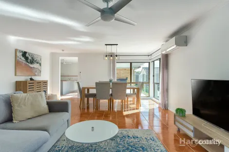 Property photo of 17 Lilly Pilly Crescent Fitzgibbon QLD 4018