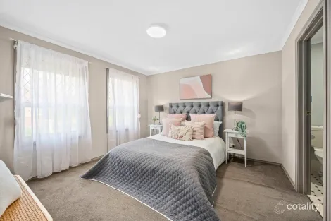 Property photo of 4 Cambourne Crescent Seaford SA 5169