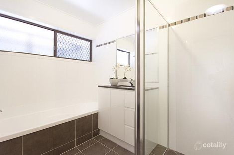 Property photo of 494 Fig Tree Pocket Road Fig Tree Pocket QLD 4069