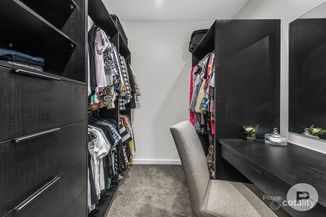 Property photo of 81 Morehead Avenue Norman Park QLD 4170