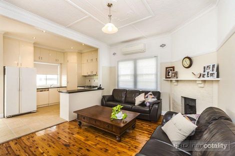 Property photo of 17 Vine Street Mayfield NSW 2304