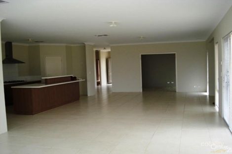 Property photo of 12 Senecio Way Halls Head WA 6210