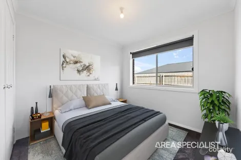 Property photo of 58 Diamond Drive Koo Wee Rup VIC 3981