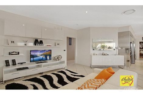 Property photo of 16 Rockton Close Prestons NSW 2170