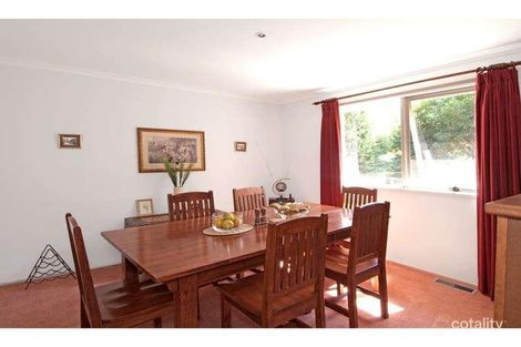 Property photo of 2/49 Fernside Avenue Briar Hill VIC 3088