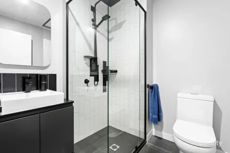 Property photo of 201/82 Bulla Road Strathmore VIC 3041