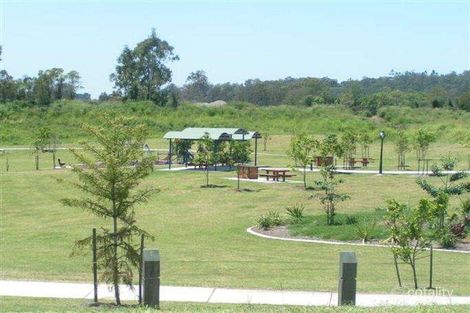 Property photo of 24 Palmer Place Sinnamon Park QLD 4073