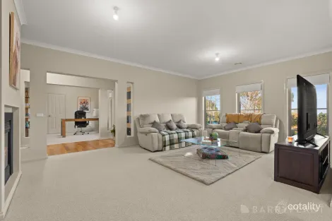 Property photo of 3 Lucia Court Gembrook VIC 3783