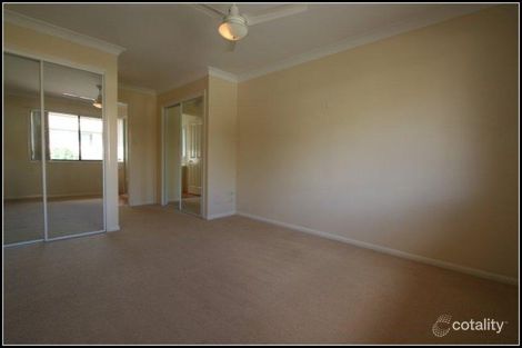 Property photo of 2/90 Oakleaf Street Eight Mile Plains QLD 4113