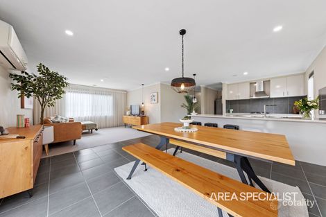 Property photo of 14 Elmside Avenue Warragul VIC 3820