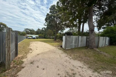 15 Betka Rd, Mallacoota, VIC 3892