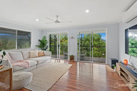 2 South Molle Bvd, Cannonvale, QLD 4802