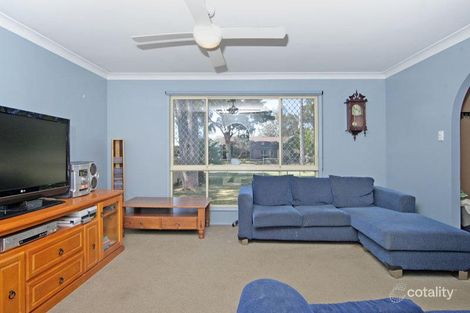 Property photo of 8 Kerry Crescent Berkeley Vale NSW 2261