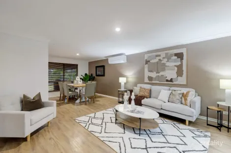 Property photo of 19 Bellfield Crescent Parkinson QLD 4115