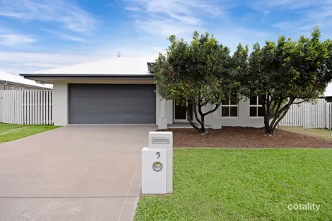5 Channel St, Bushland Beach, QLD 4818