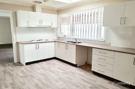 Property photo of 12 Tisher Place Ambarvale NSW 2560