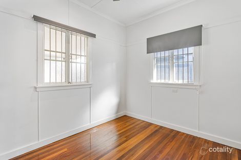 Property photo of 40 Pansy Street Wynnum QLD 4178