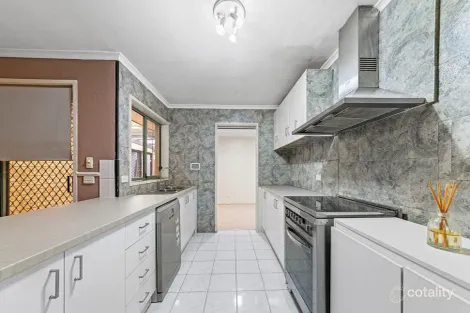 Property photo of 17 Kevin Close Beaconsfield VIC 3807