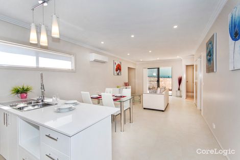 Property photo of 2/71 Bennelong Crescent Macquarie ACT 2614