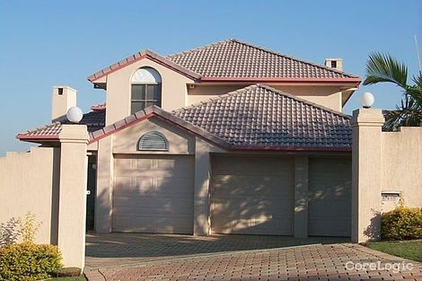 Property photo of 12 Carnoustie Court Indooroopilly QLD 4068