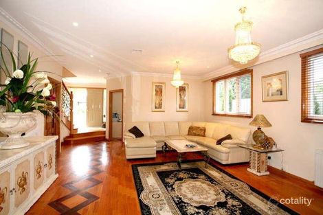 Property photo of 1/15 Winston Drive Caulfield South VIC 3162