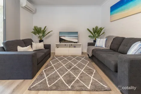 Property photo of 1/12 Carramatta Close Boomerang Beach NSW 2428