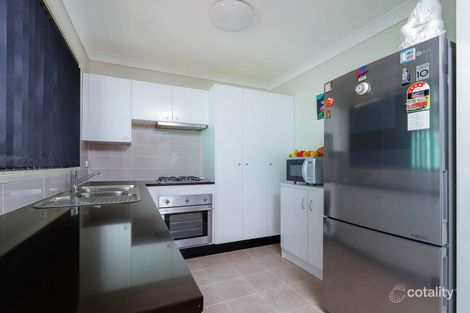 Property photo of 8 Petunia Place Macquarie Fields NSW 2564