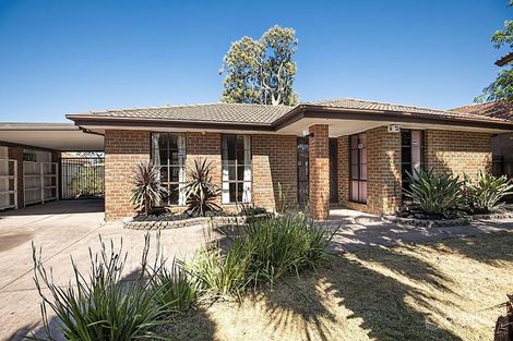 41 Grenda Dr, Mill Park, VIC 3082