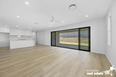 Property photo of 55 Acton Street Thrumster NSW 2444