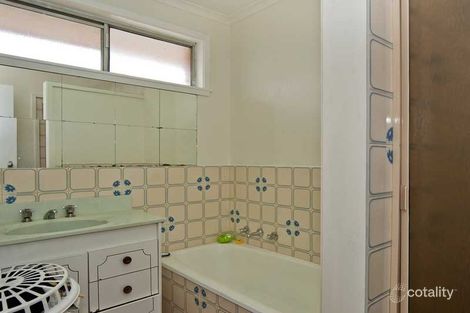 Property photo of 1 Lofty Court Corio VIC 3214