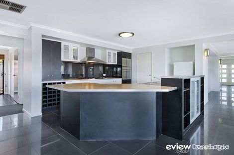 Property photo of 18 Emmer Green Retreat Cranbourne East VIC 3977