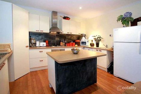 69 Ternes Rd, Upwey, VIC 3158