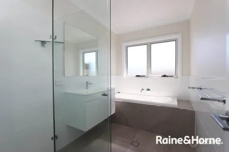 Property photo of 12A Isaacs Street West Bathurst NSW 2795