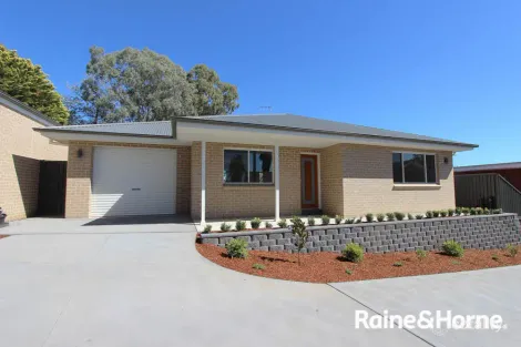 12a Isaacs St, West Bathurst, NSW 2795