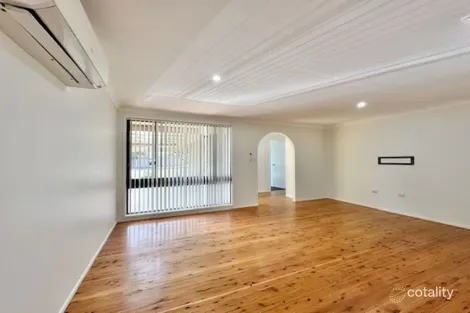 Property photo of 7 Arunta Avenue Kariong NSW 2250