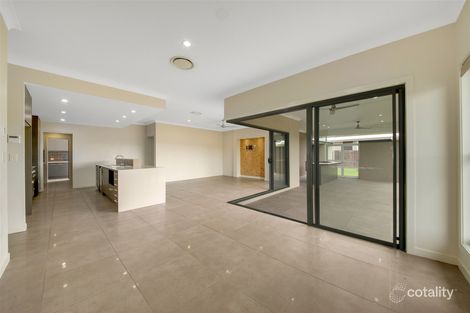 Property photo of 2 Creekview Drive New Auckland QLD 4680